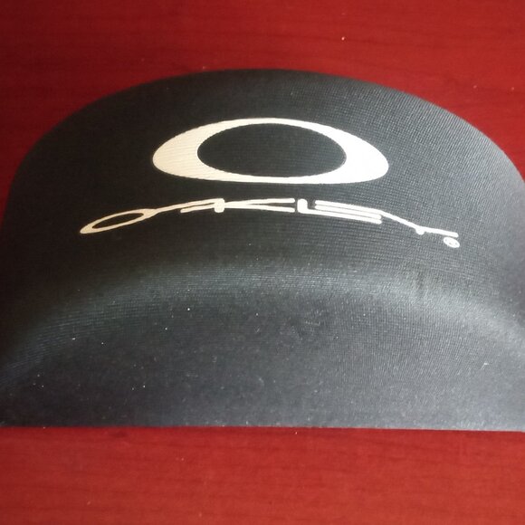 Oakley Sunglasses Eyeglasses Semi Hard Case Only D- Shape Button Closure Black - Picture 1 of 4